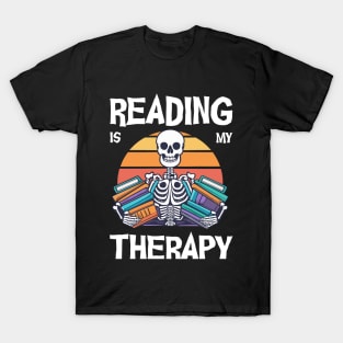 Vintage retro skeleton holding books reading is my therapy T-Shirt